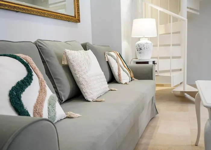 New! Exclusive Duplex Design | Parking & Pool شقة إشبيلية